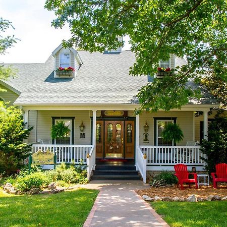 Inn At Harbour Ridge Bed And Breakfast Osage Beach Buitenkant foto