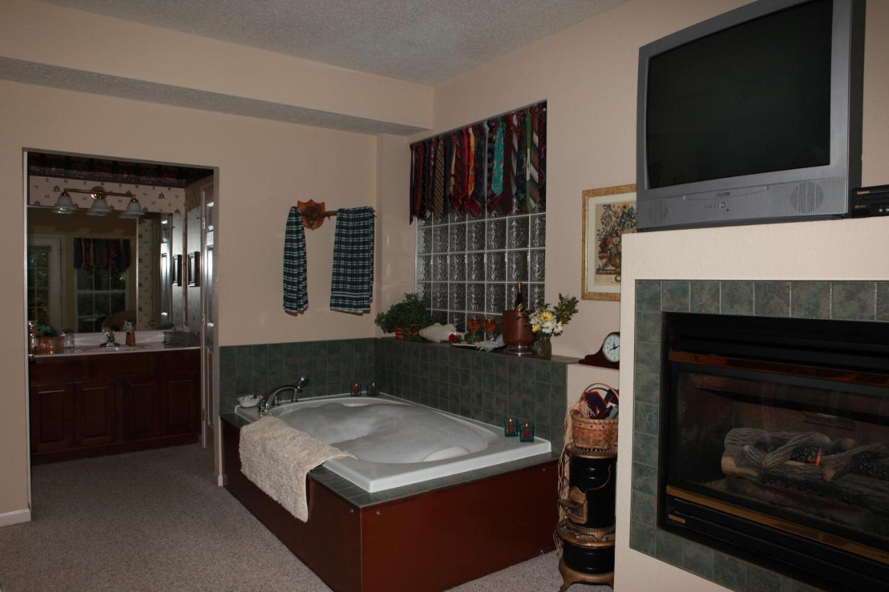 Inn At Harbour Ridge Bed And Breakfast Osage Beach Buitenkant foto